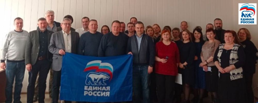 Сегодня, 19 марта, глава администрации Киевского района Валентин Левченко провел встречу с трудовым коллективом АО"Инфраструктурные Проекты" ГУП ДНР "Энергия Донбасса"