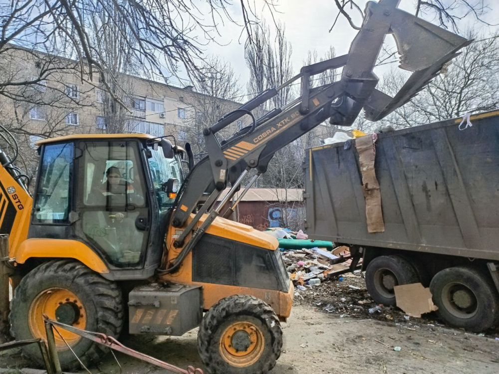 Василий Ткачук: Сегодня администрацией Калининского района г. Донецка, МУП АГД "Управляющая компания Калининского района г....