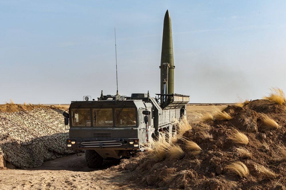 ВС РФ атаковали центры принятия решений на Украине: главное к вечеру 26 марта