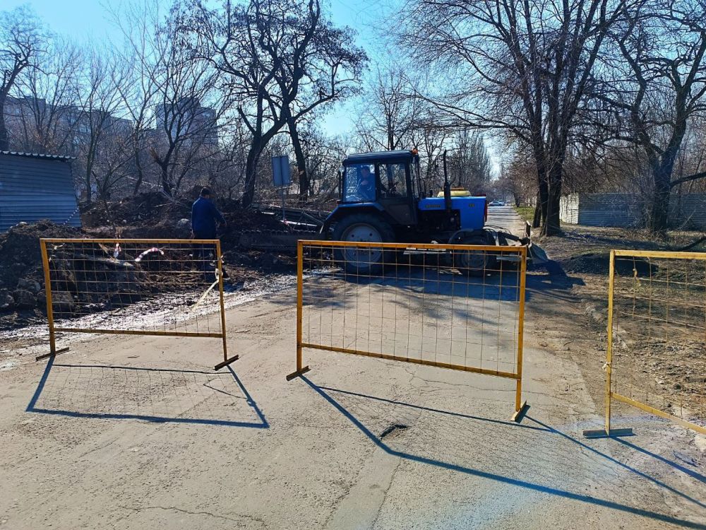 Василий Ткачук: Сегодня силами водопроводно-канализационной службы № 6 (Калининский район) Филиала "Донецкое ПУВКХ" ГУП ДНР...