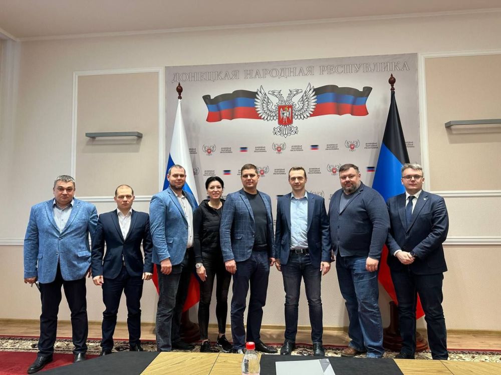 26.03.2024 первый заместитель Министра связи Донецкой Народной Республики Дмитрий Гвоздюк, вместе с замгубернатора...