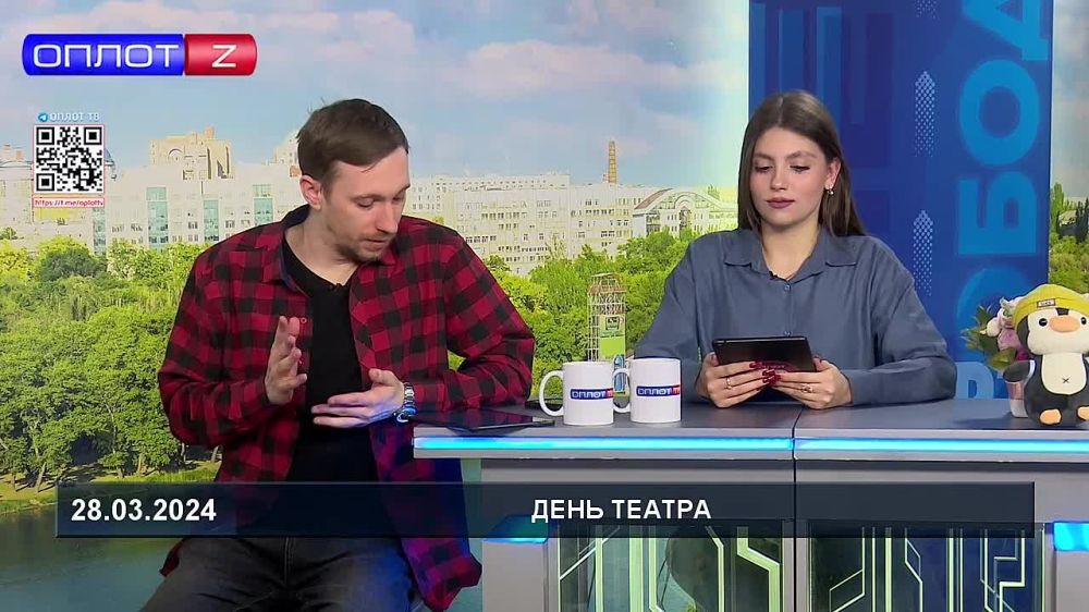 День театра. Генеральный директор-художественный руководитель Донецкого театра кукол Ольга Арутинова и режиссёр спектакля...