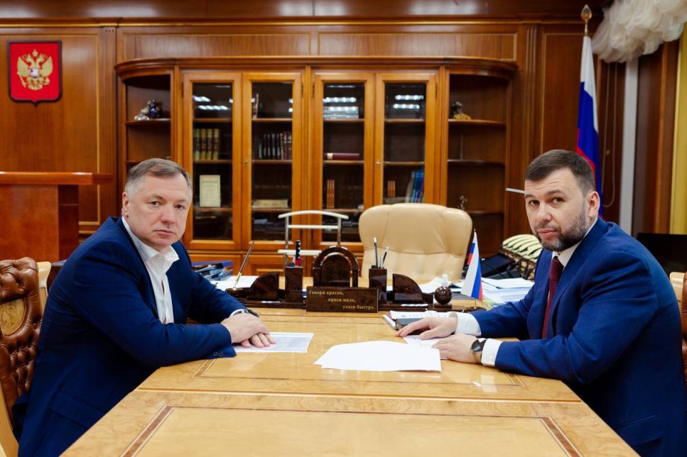 Марат Хуснуллин: После коллегии на встрече с Главой Донецкой Народной Республики Денисом Пушилиным обсудили реализацию поставленных задач по программе социально-экономического развития региона