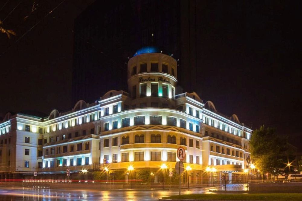 Денис Григорюк: Из Донецка с Любовью!