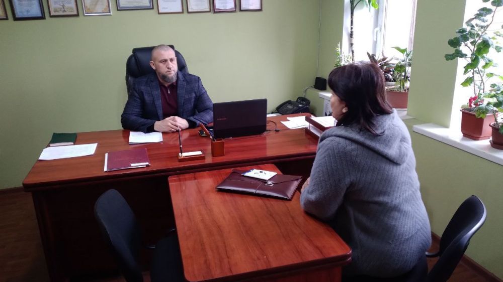 Юрий Будрин: 03 апреля в администрации Кировского района Донецка прошел личный прием граждан, который провел первый заместитель главы администрации района Максим Лещёв