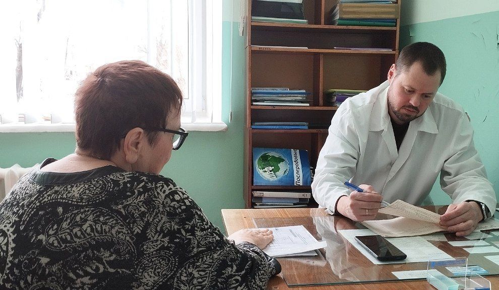 Врачи «Онкодозора» осмотрели более 50 человек в городе Шахтерске.