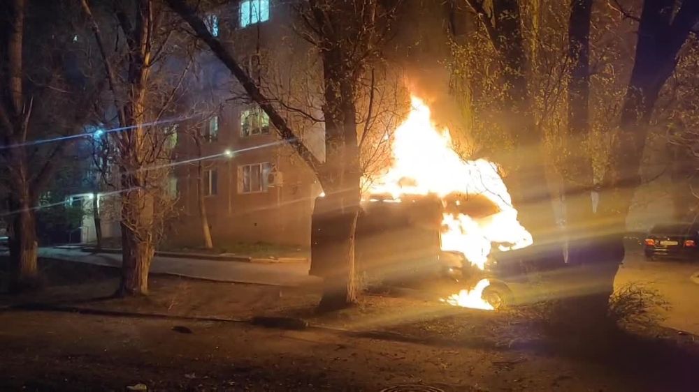 Последствия обстрела Буденновского района Донецка