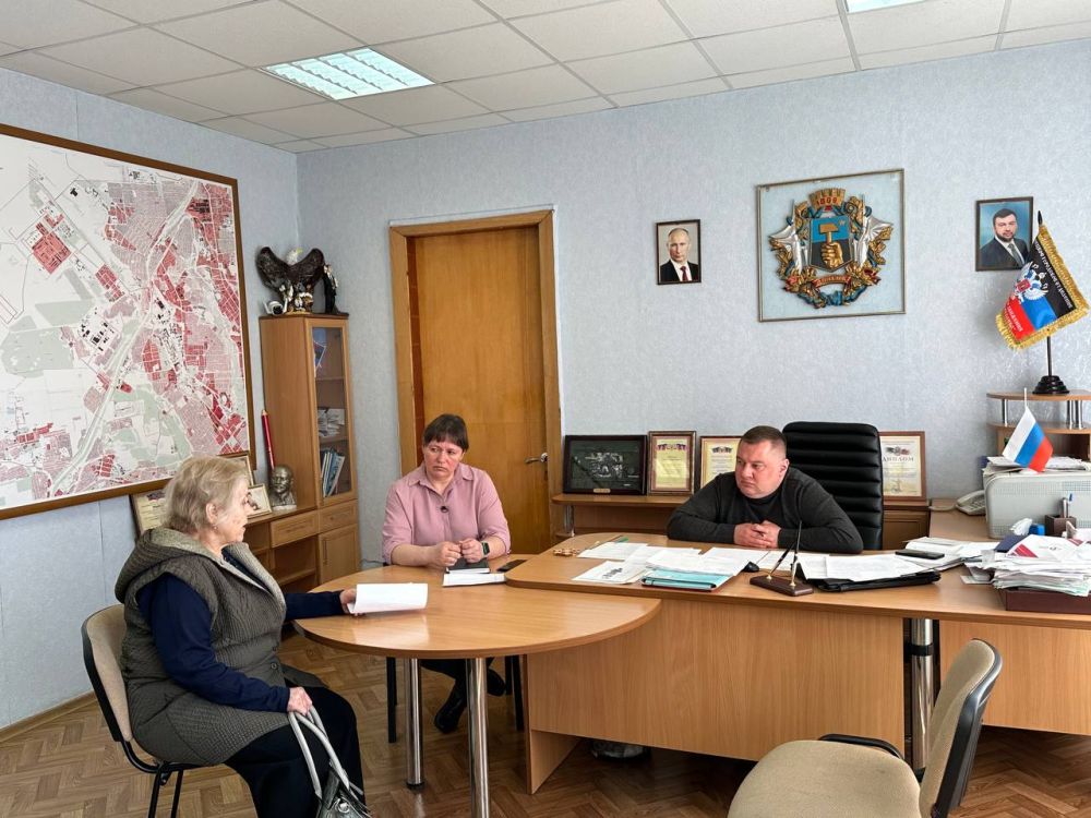 Иван Адамец: В Куйбышевском районе прошел прием граждан руководителями администрации района