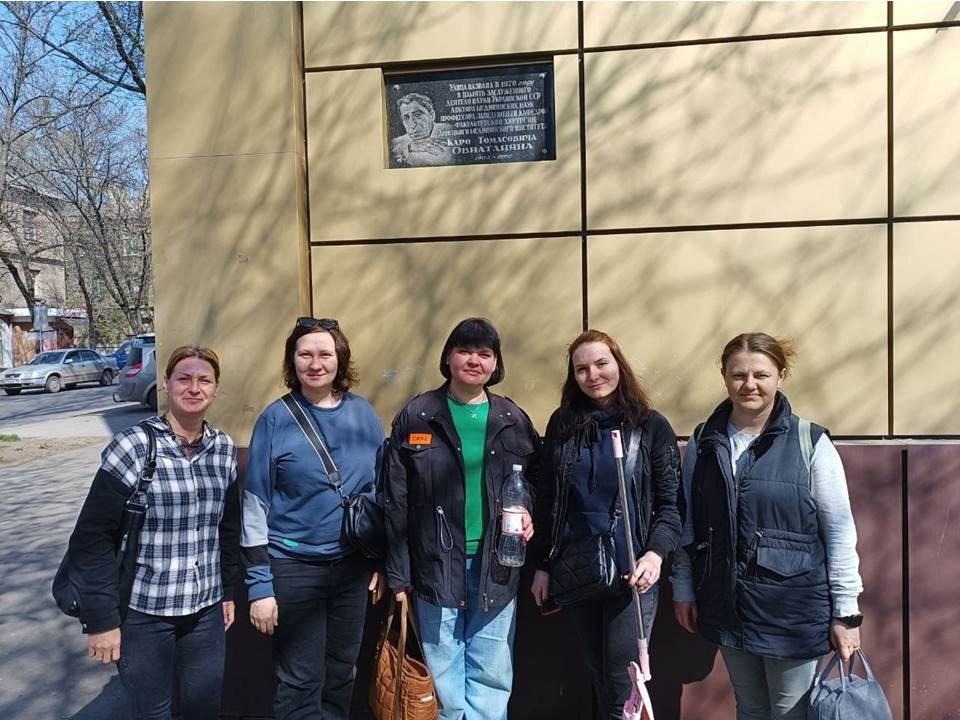 Василий Ткачук: 9 апреля, в рамках подготовки к празднованию 79-й годовщины Победы в Великой Отечественной войне в Калининском районе города Донецка состоялась акция «Будем помнить»