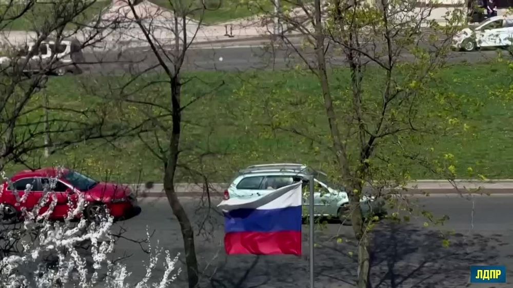 Андрей Крамар: Сегодня, на базе МБОУ «Гимназия № 6 города Донецка» прошла увлекательная встреча Андрея Крамара, заместителя...