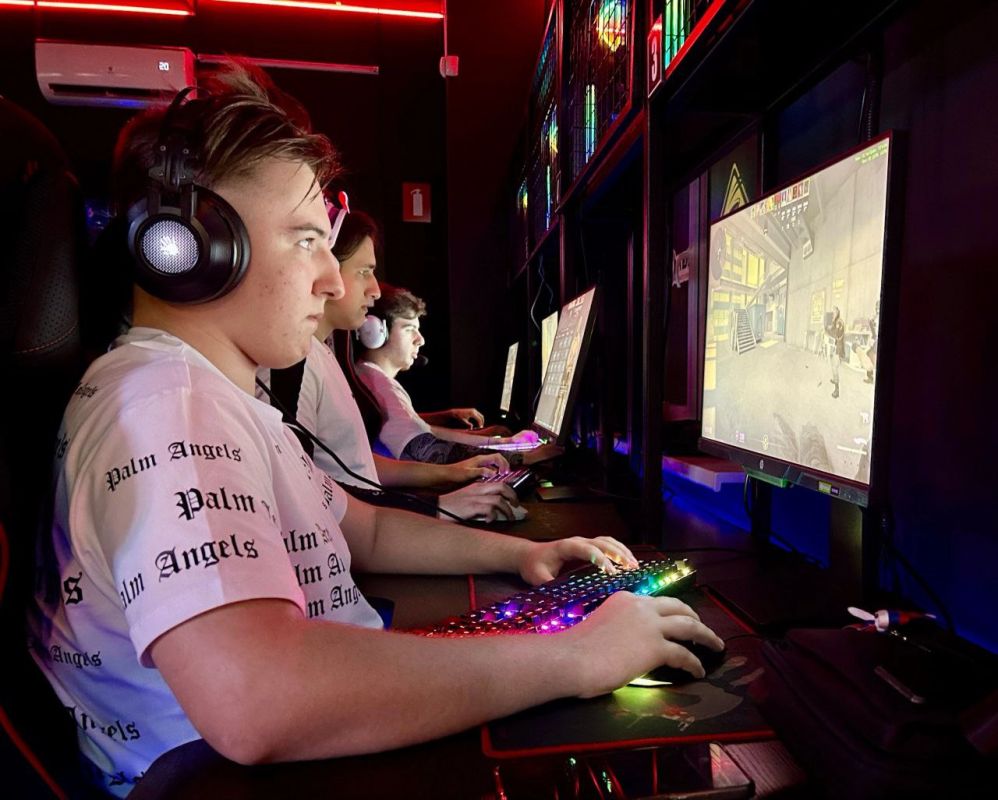 Юрий Мартынов: Впервые наши студенты принимают участие во Всероссийской киберспортивной студенческой лиге!