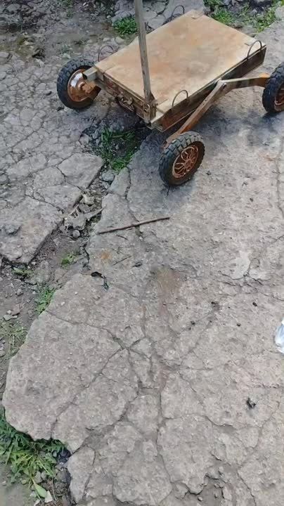 Марина Ахмедова: Шойгу потребовал, чтобы срочно наладили выпуск медицинских роботов для армии