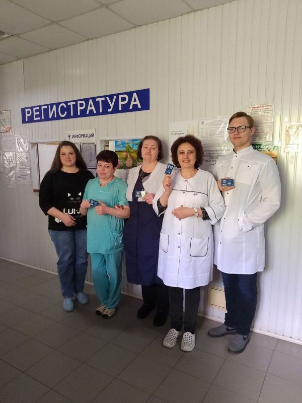 Иван Адамец: В Куйбышевском районе состоялось вручение членских билетов и нагрудных значков активистам , присоединившимся к Всероссийской политической партии «ЕДИНАЯ РОССИЯ»