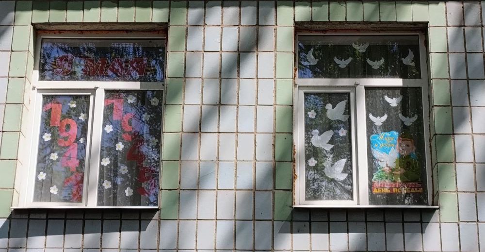 Иван Адамец: В преддверии Дня Победы по всей стране проходит Всероссийская акция «Окна Победы»