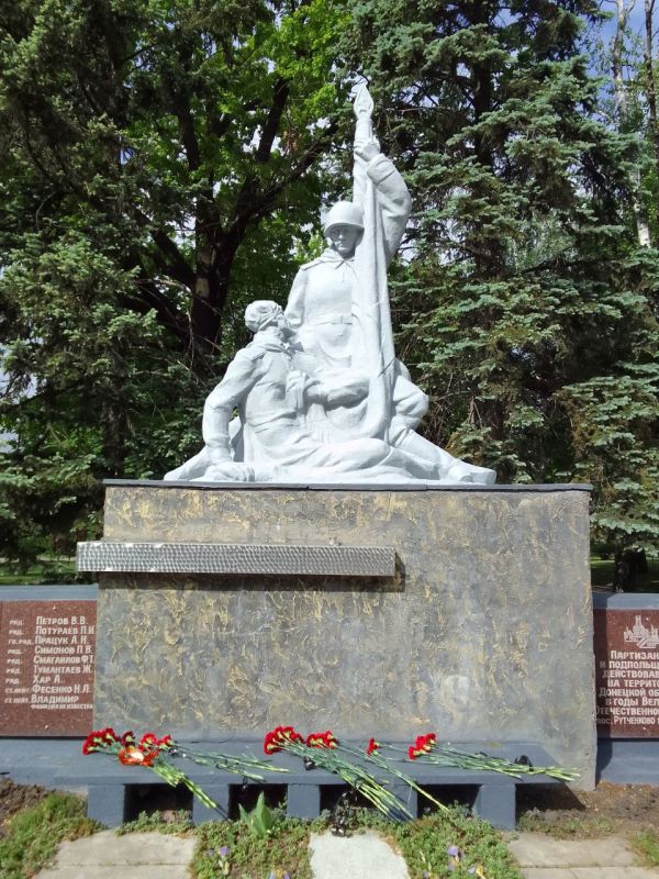 Юрий Будрин: Сегодня, 8 мая, в преддверии 79-ой годовщины со Дня Великой Победы над фашистской Германией, в Кировском районе...