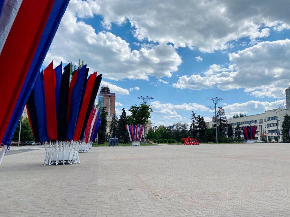 Виктория Цыпленкова: 10 лет Донецкой Народной Республике!