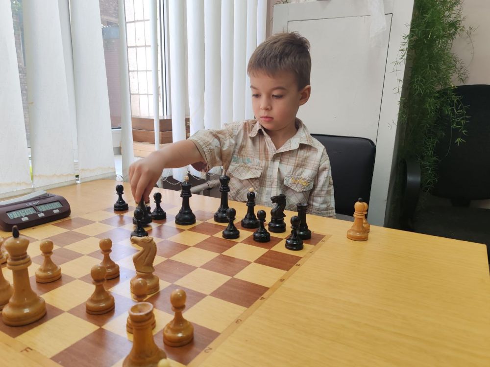 Юрий Мартынов: Сегодня в Донецке состоялся Открытый шахматный фестиваль «Кубок Сергея Карякина» на призы Федерации шахмат Свердловской области по шахматам