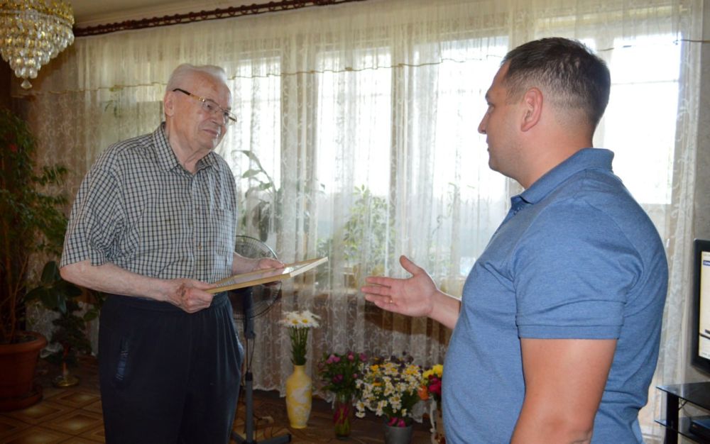 ������� ��������: �������, 3 ����, ������ ����������� ������������ ������ �������������� ���������������� ������ ������������� ���������� ������ ������ ������ ������ ��������� � 85-������ ������� �������� ���� ���������������