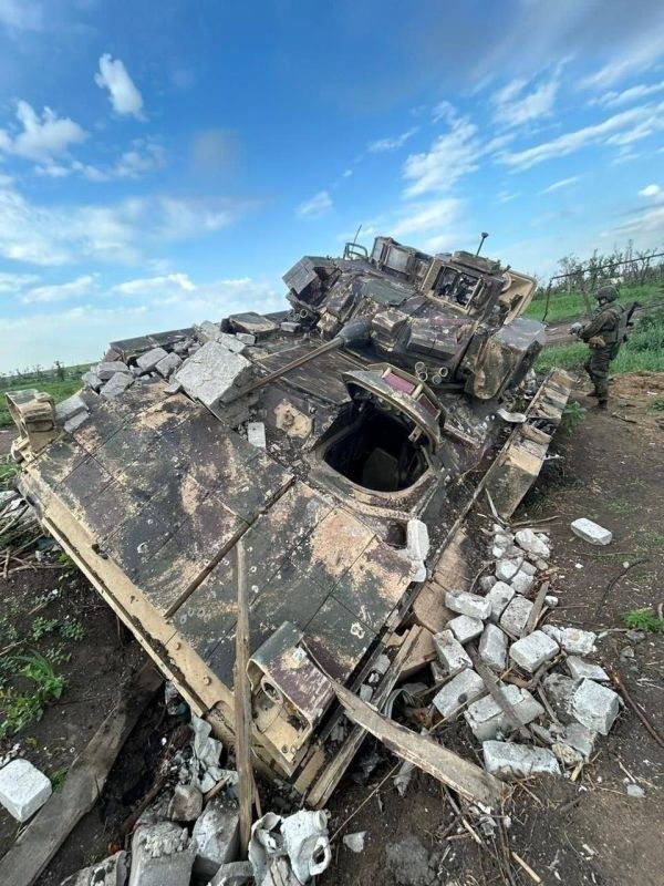 ����� �����: ���������(������) ������������ ��� M2A2 ODS-SA "Bradley" BRAT ��� ����� �.�