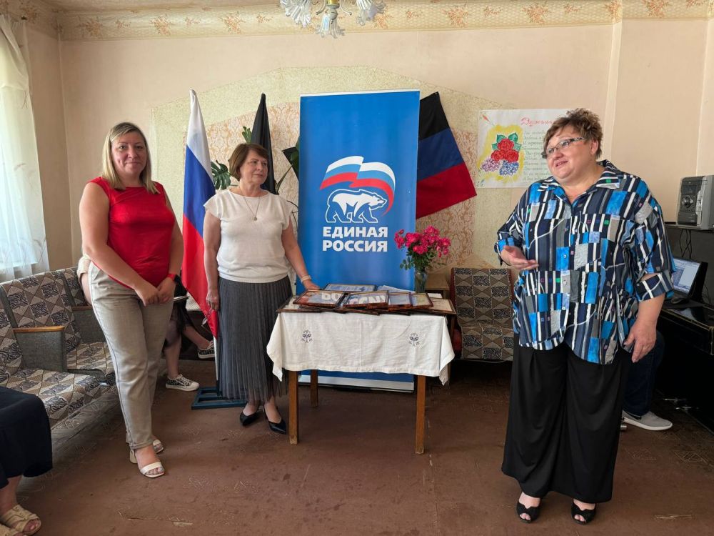 Иван Адамец: Сегодня, 5 июня, в Куйбышевском районе состоялась встреча с трудовым коллективом территориального центра социального обслуживания