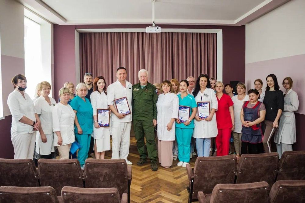 Ко Дню медицинского работника: профессия – жизни спасать!