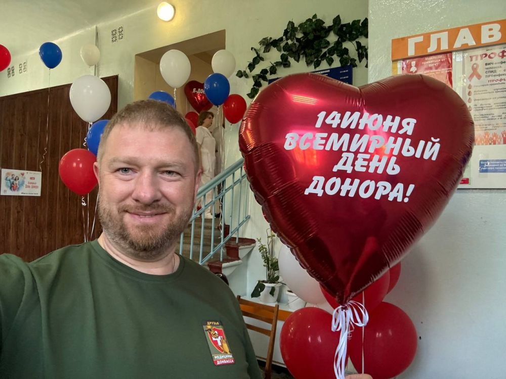 Александр Малькевич: Дорогие друзья!. Всем огромное спасибо за поздравление (и за перечисления на добрые дела в новых регионах; смски продолжают приходить)