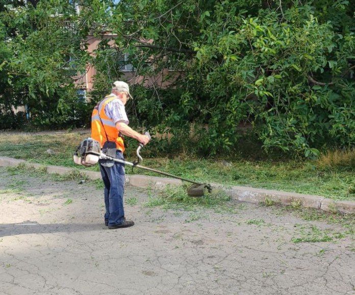Иван Адамец: В Куйбышевском районе продолжаются работы по благоустройству территории