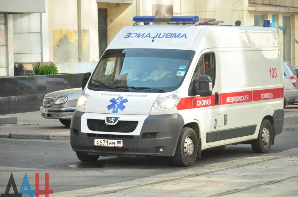 При обстреле в Донецке пострадала еще одна женщина, в Горловке — двое детей