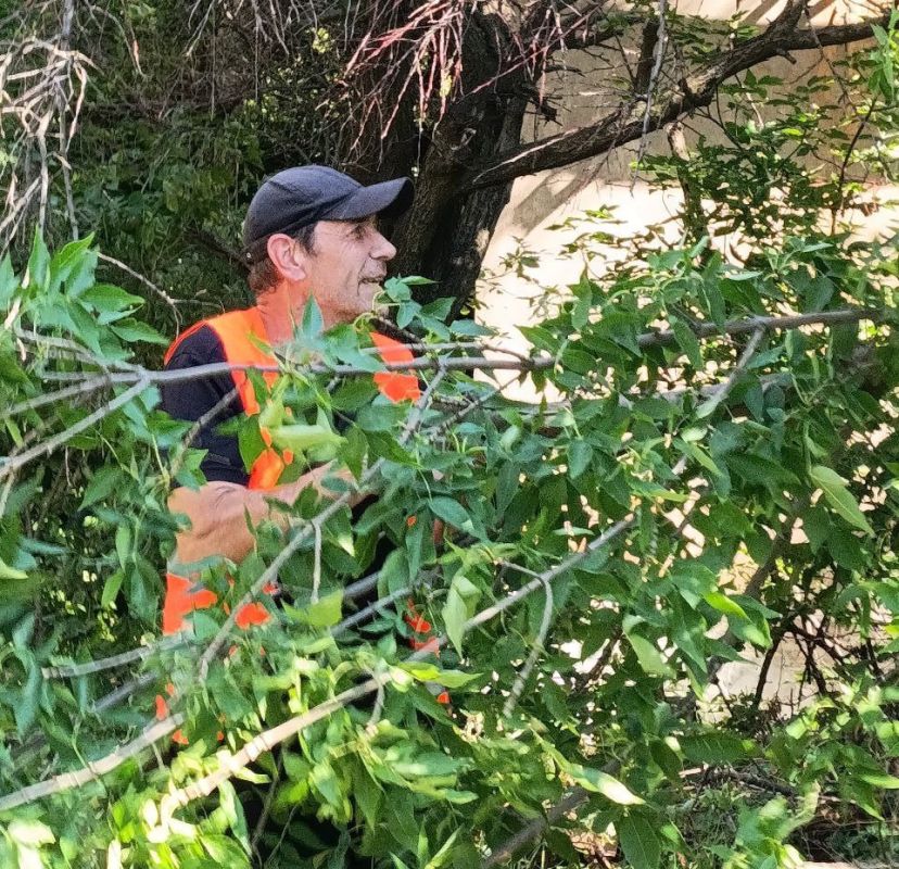 Иван Адамец: В Куйбышевском районе продолжаются работы по благоустройству территории