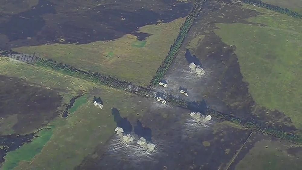 Борис Рожин: 11 армия ВВС и ПВО работает ФАБами по вражеским опорникам на Южно-Донецком направлении