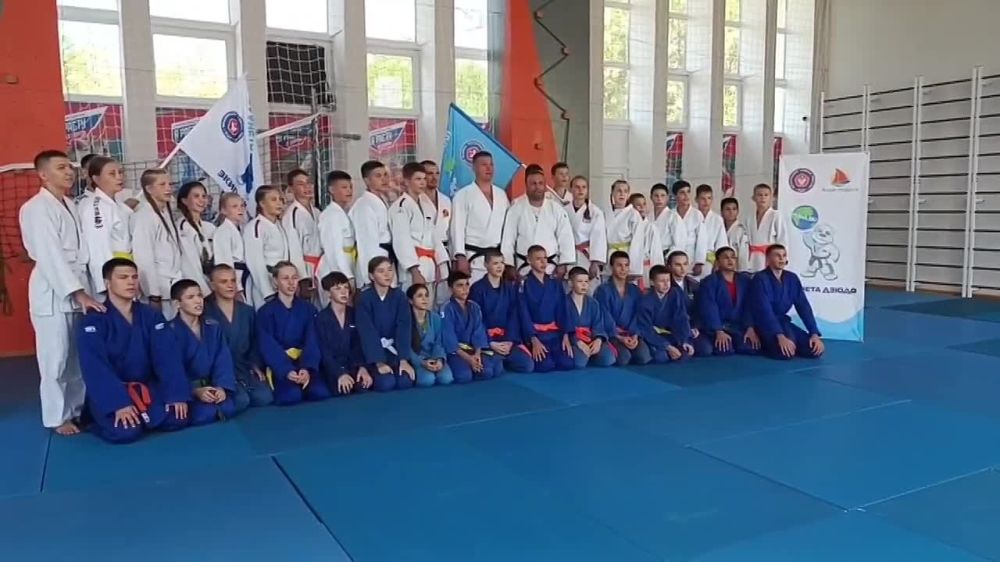 Юрий Мартынов: В течение месяца сборная команда Республики по дзюдо под руководством вице-президента Федерации дзюдо...