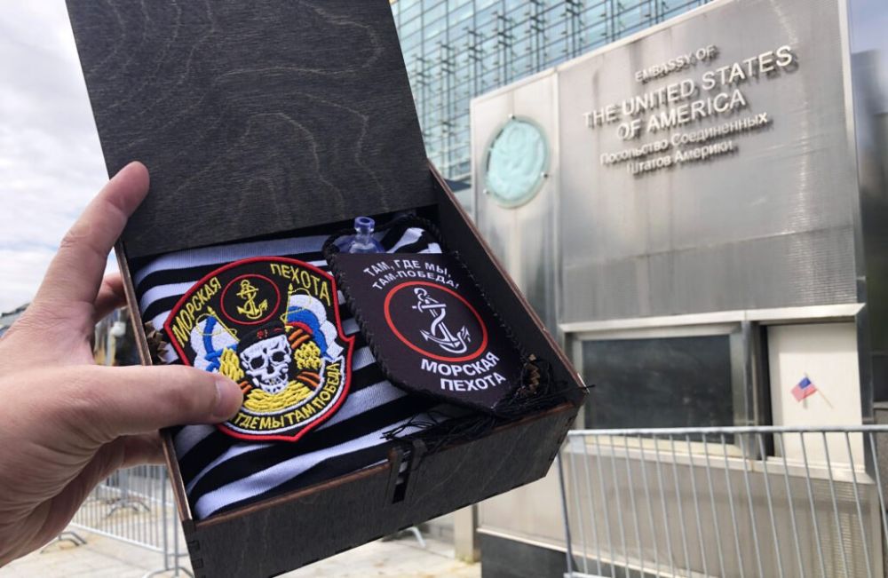 Борис Рожин: Куда девалась демократичность самой демократичной страны?