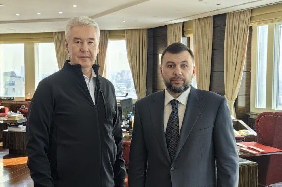 ДНР. Московские коммунальщики за 2 года устранили последствия обстрелов по 1,4 тыс. адресов в Донецке Мэр Москвы Сергей...