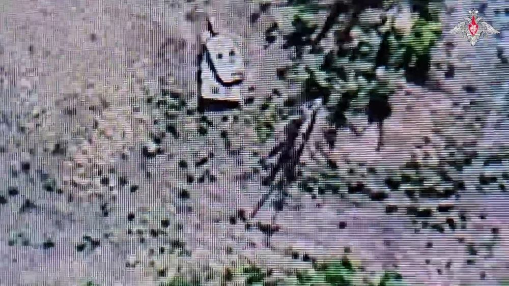 Борис Рожин: Танкисты «Южной» группировки войск оказывают огневую поддержку мотострелковым подразделениям