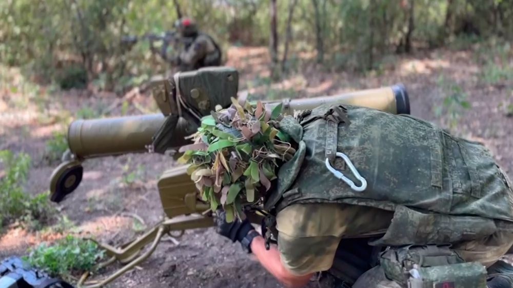 Морпехи показали уничтожение опорных пунктов ВСУ из ПТРК «Фагот»