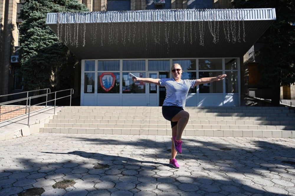 Иван Адамец: Сотрудники Управы Куйбышевского внутригородского района Администрации городского округа Донецк присоединились к акции «Зарядка с Доброслужащим»