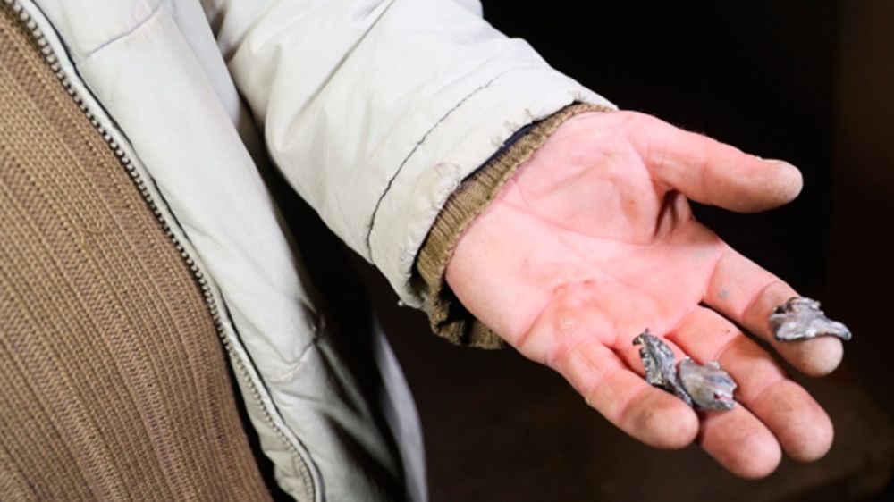 Здания школы и поликлиники повреждены в Горловке из-за удара ВСУ