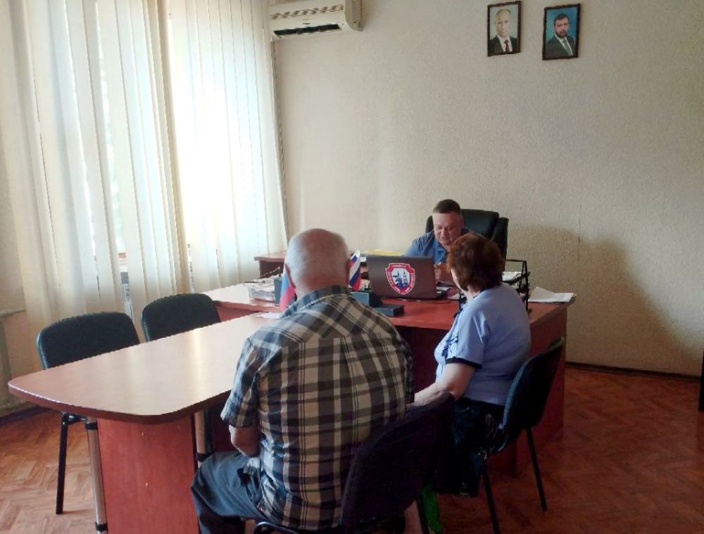 Иван Адамец: Заместитель руководителя Управы Куйбышевского внутригородского района Администрации городского округа Донецк Алексей Шлапак провел прием граждан