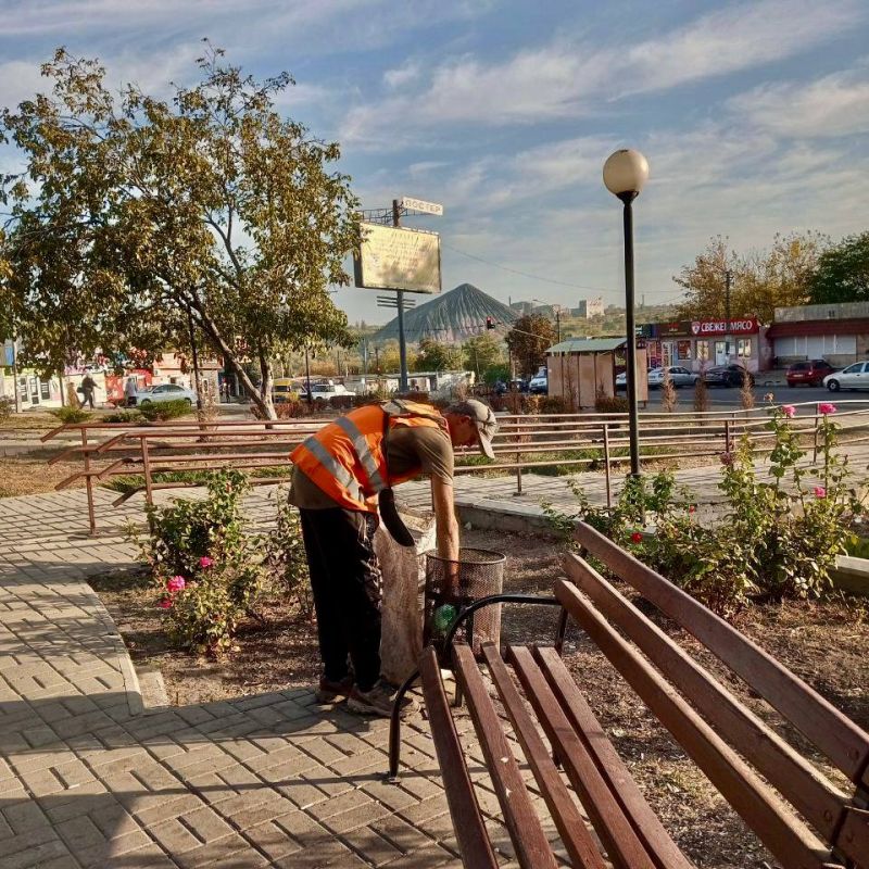 Михаил Меренков: Рабочий день Зеленстроя Буденновского района 7 октября