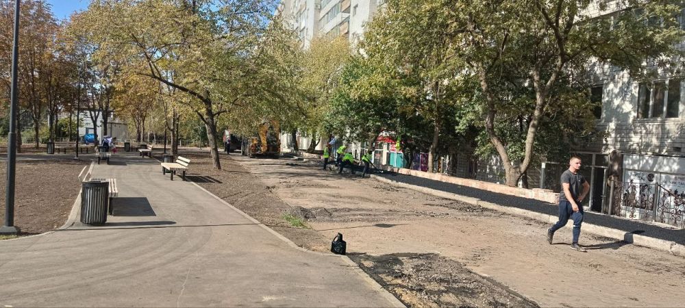 Василий Ткачук: В Калининском внутригородском районе города Донецка продолжается ремонт внутриквартальных дорог