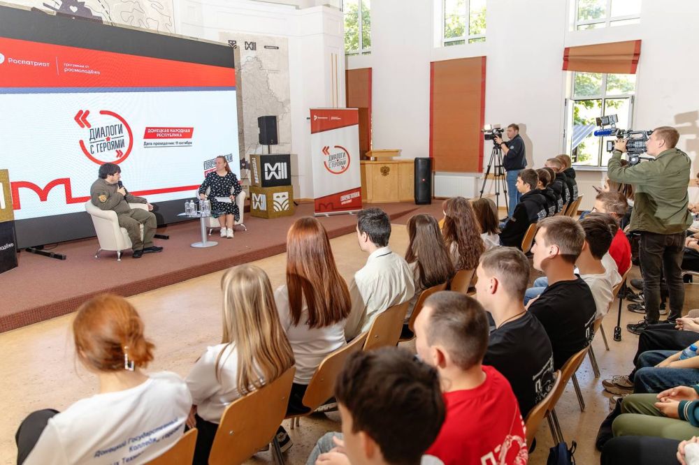 Наш Герой!. Сегодня в Донецке прошла встреча с Героем Донецкой Народной Республики Ахрой Авидзба