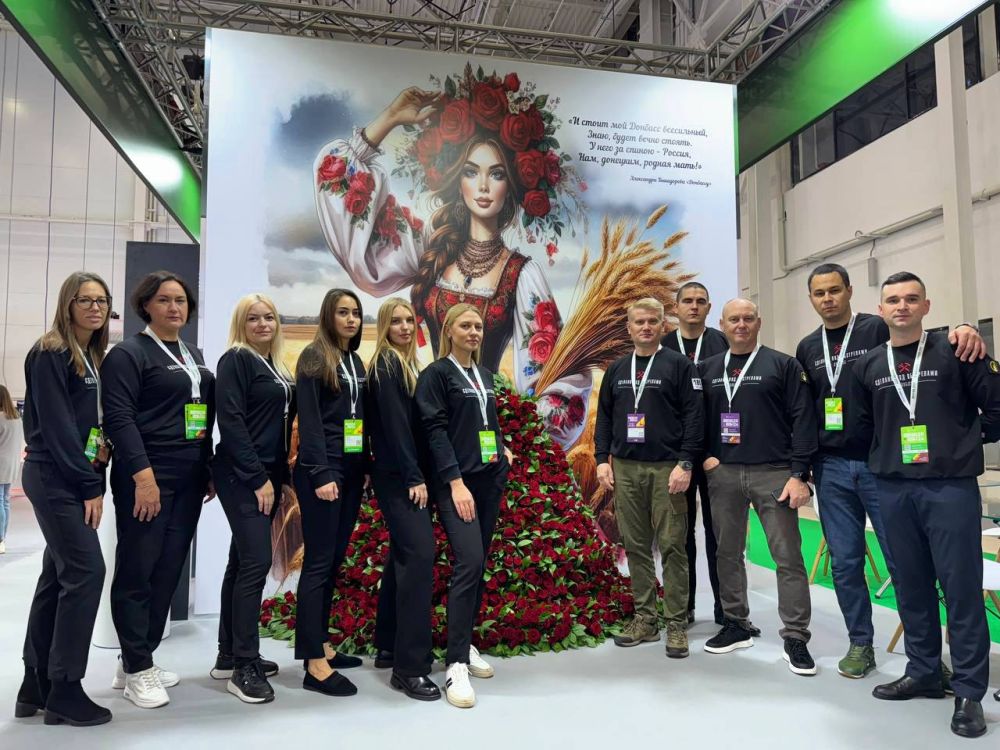 Артем Крамаренко: Донецкая Народная Республика получила памятную награду от Министерства сельского хозяйства России «За участие в работе выставки “Золотая осень — 2024”»