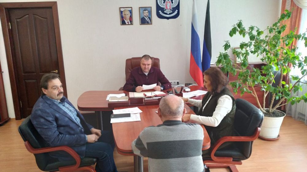 Юрий Будрин: Сегодня, 22 октября 2024 года, руководитель Управы Кировского внутригородского района Администрации городского округа Донецк ДНР Алексей Дмитрюк провел личный прием граждан