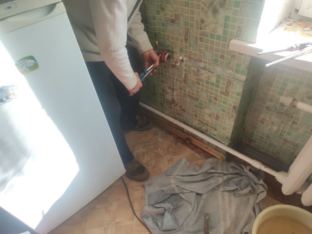 Юрий Будрин: 22 октября, в Кировском районе персоналом управляющей компании ООО "Мастеркласс" были проведены плановые работы согласно мероприятий по подготовке жилого фонда к эксплуатации в осенне-зимний период