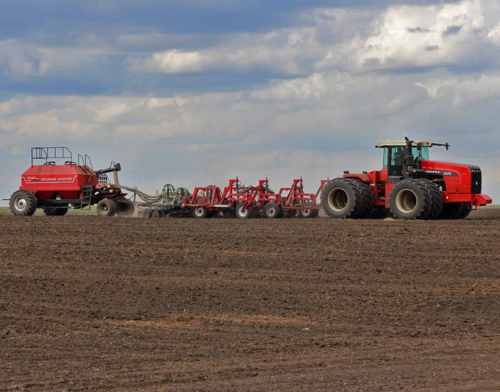 Артем Крамаренко: В формате ВКС принял участие в совещании Минсельхоза России, посвященном севу озимых зерновых культур под урожай 2025 года