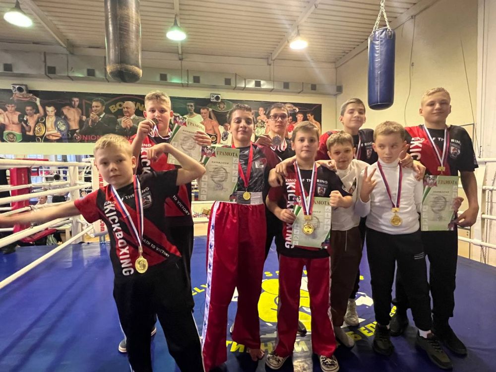 Вчера, 10 ноября, в городе Донецке прошли открытые Республиканские соревнования по кикбоксингу среди юношей и девушек 2010-2011, 2012-2013, 2014-2015 гг.р