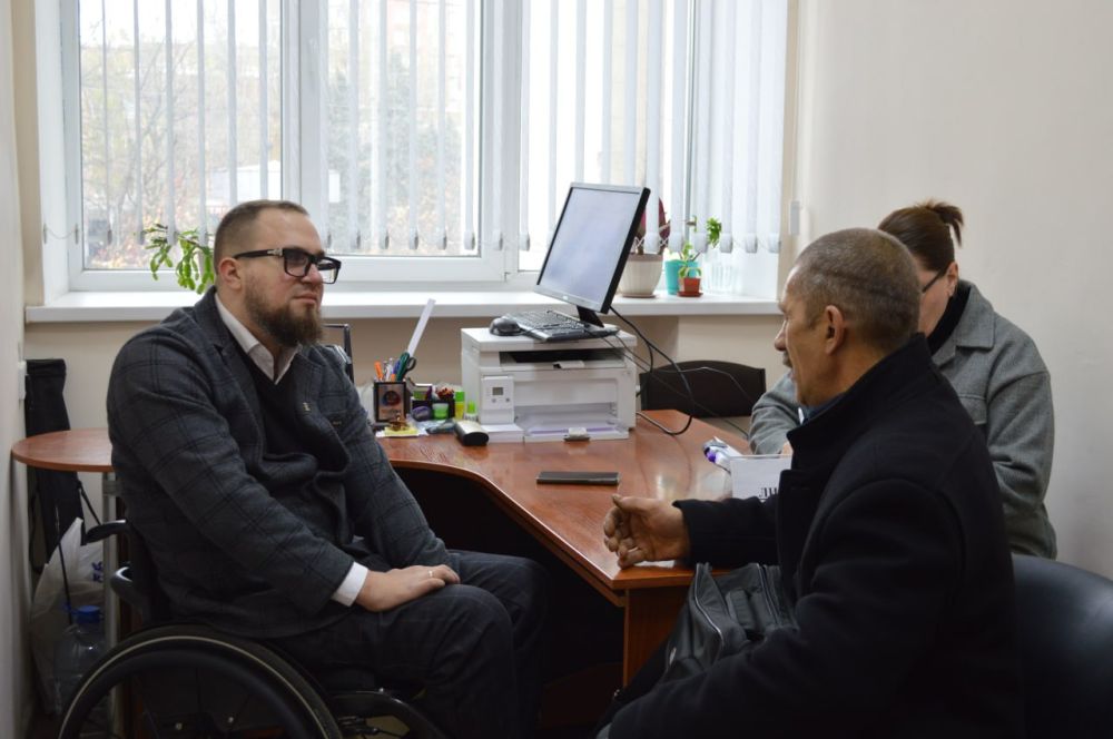 Татьяна Копылова: Прием члена Комитета Народного Совета по труду, занятости, социальной политике и делам ветеранов, депутата Народного Совета ДНР Ярослава Лисобея