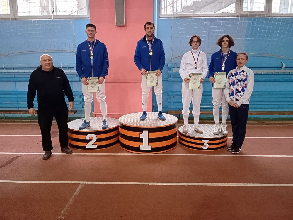 В Донецке прошли республиканские спортивные соревнования по фехтованию «Турнир сильнейших»