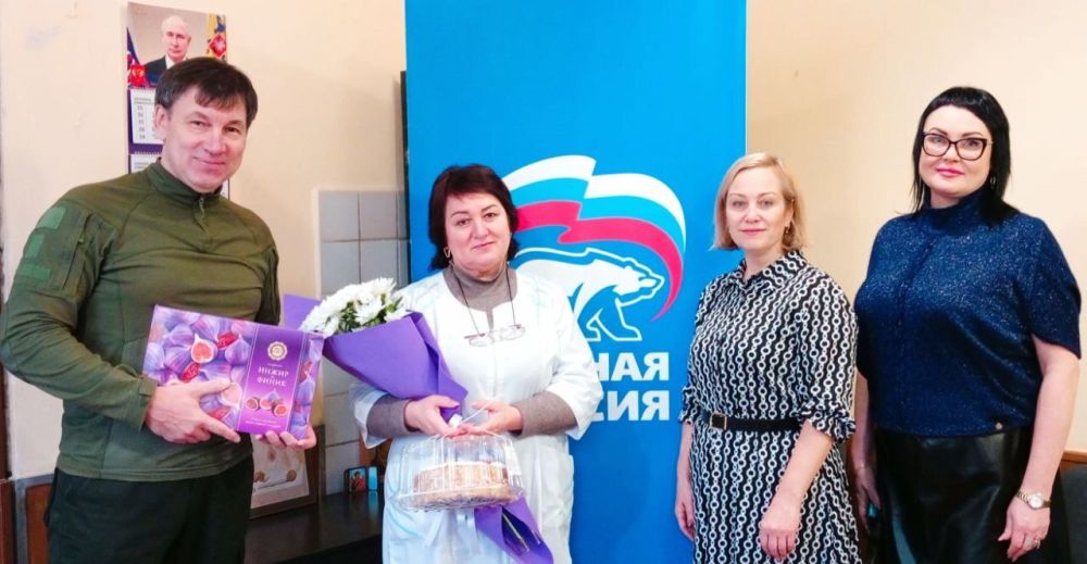 Наталья Бегуненко: 1 декабря – это важная дата для жителей Российской Федерации, ведь 1 декабря 2001 года была основана партия «Единая Россия», которая за эти годы стала надежной опорой для граждан нашего государства