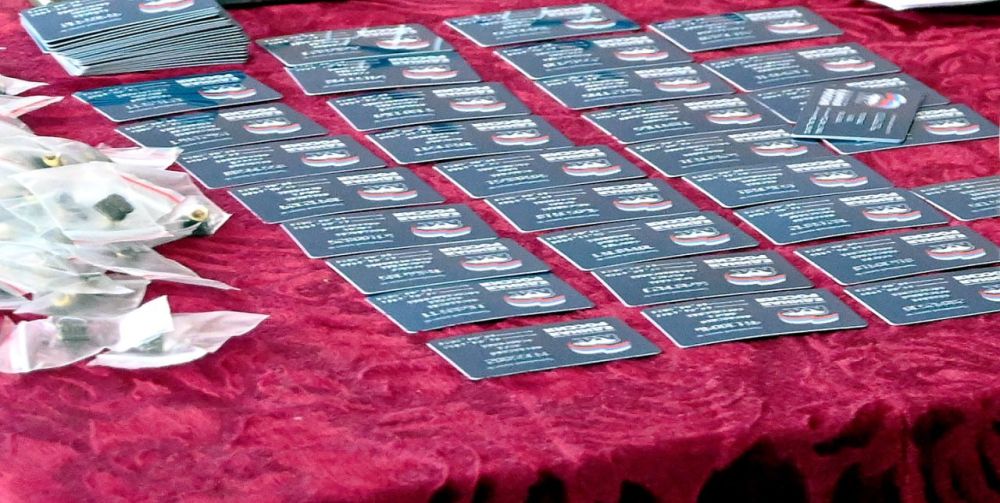 Иван Адамец: В Куйбышевском районе города Донецка состоялось вручение партийных билетов «ЕДИНАЯ РОССИЯ»